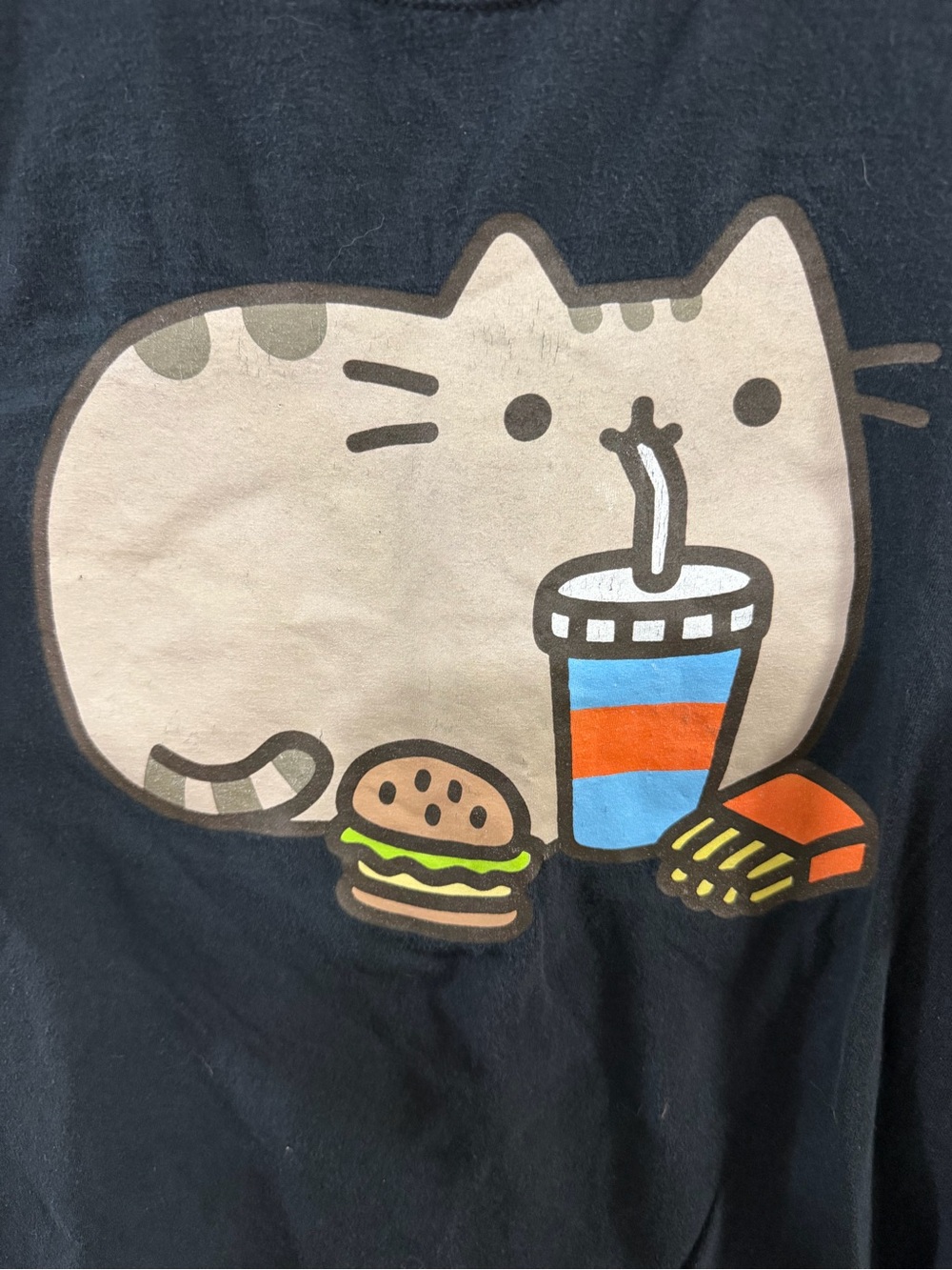Pusheen The Cat Black T-Shirt with Fast Food Print. Size XL - Picture 4 of 5